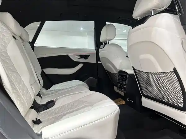 Audi Q8 2019