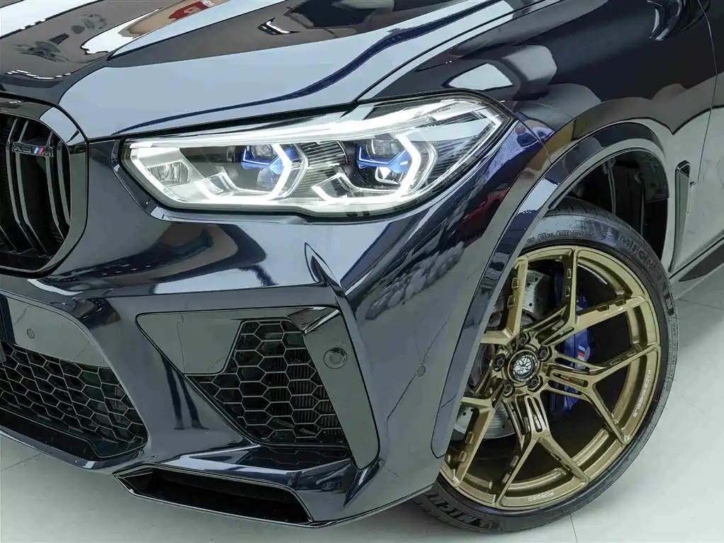 BMW X5 M 2022 — фото 19