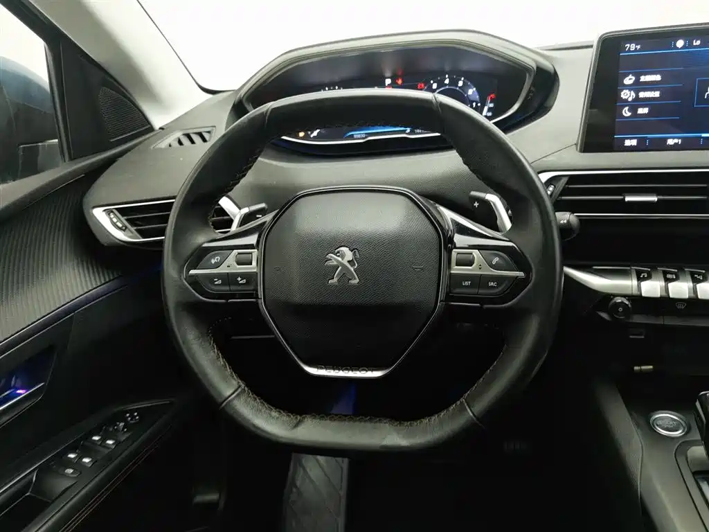 Peugeot 5008 2018 — фото 11