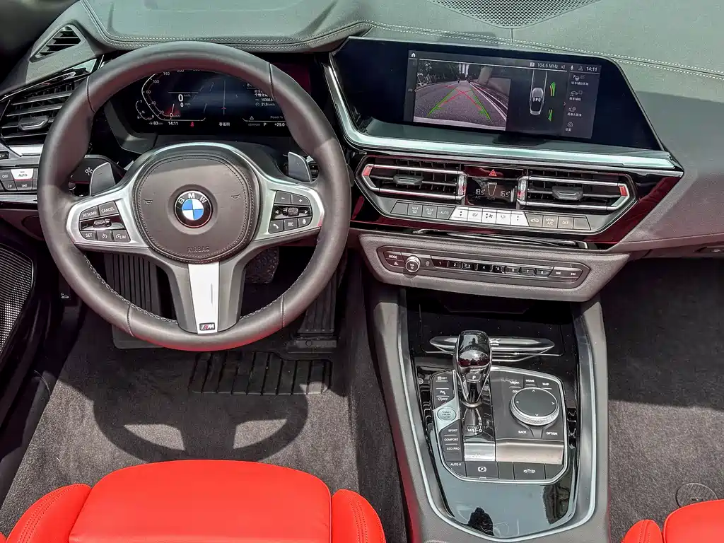BMW Z4 2024 — фото 11