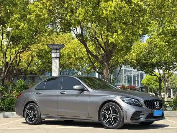 Mercedes-Benz C-Class 2021