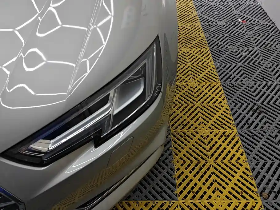 Audi A4L 2018