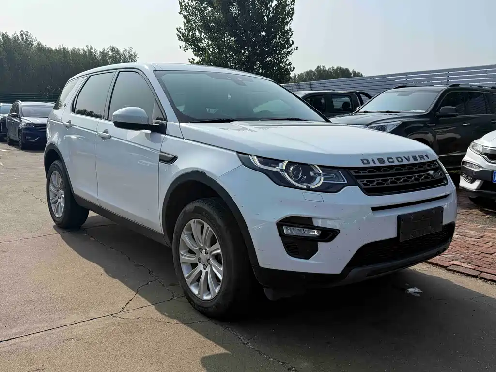 Land Rover Discovery Sport 2017 — фото 3