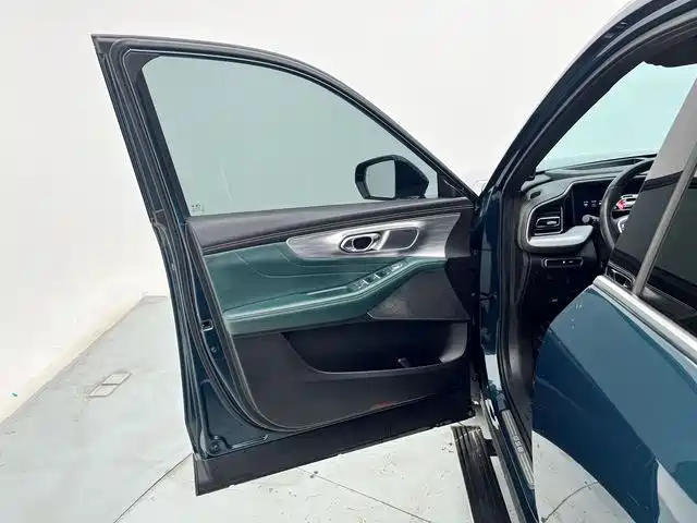 GAC Motor Trumpchi GS8 2021 — фото 20