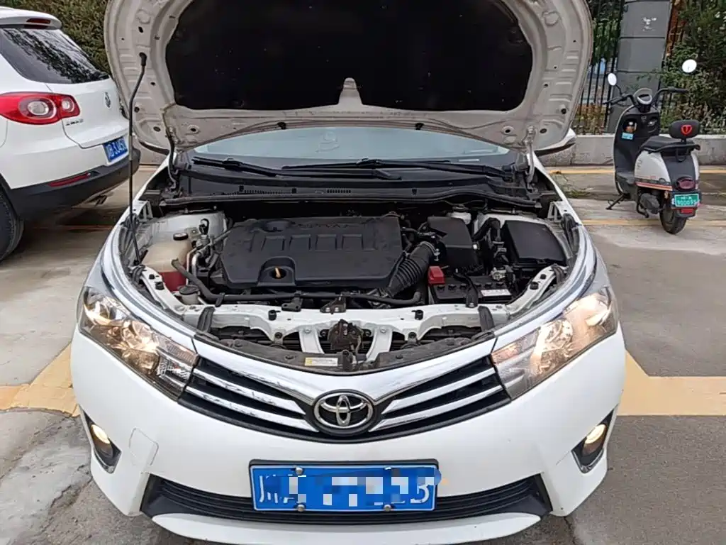 Toyota Corolla 2018 — фото 16