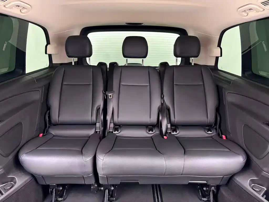 Mercedes-Benz Vito 2023 — фото 20