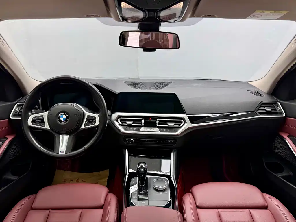 BMW 3 Series 2021 — фото 17