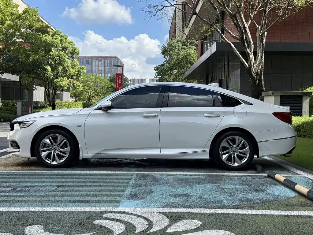 Honda Accord 2019