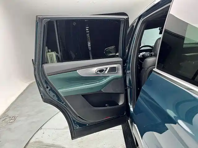 GAC Motor Trumpchi GS8 2021 — фото 22