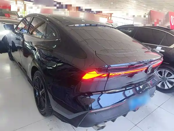 Changan UNI-V 2022