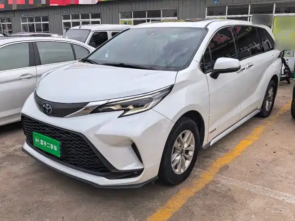 Toyota Granvia 2024