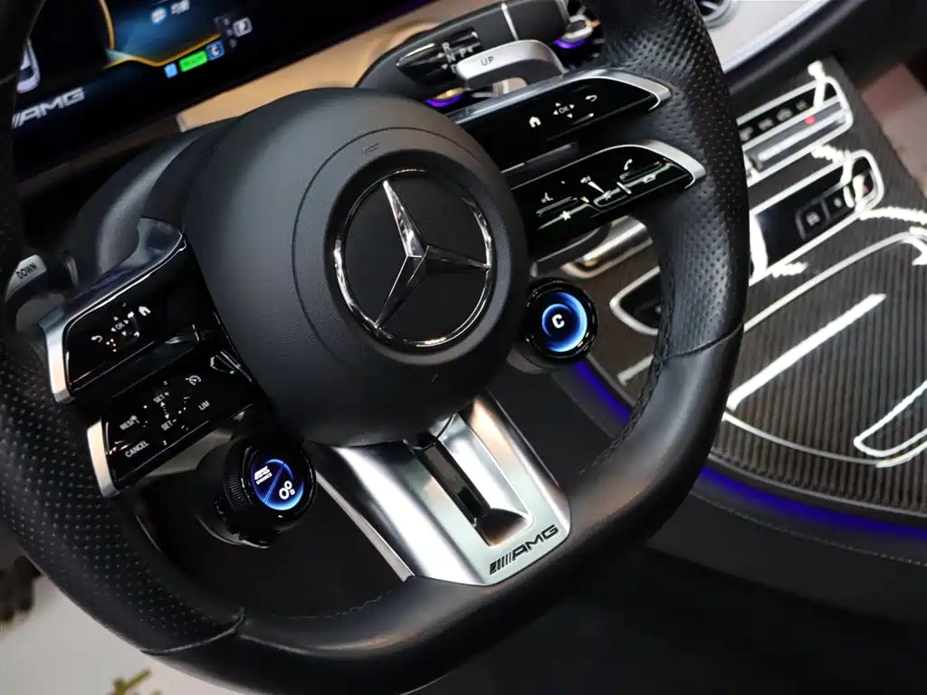 Mercedes-Benz E-Class AMG 2021 — фото 10