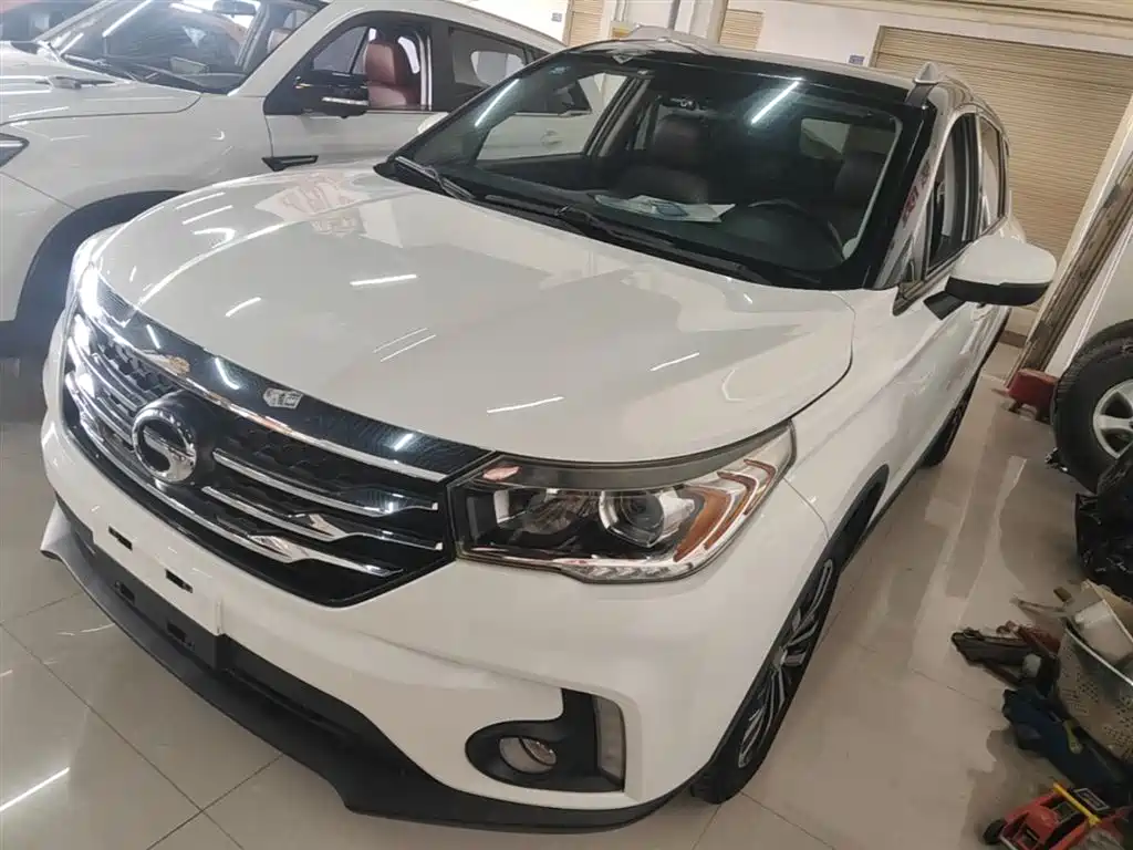 GAC Motor Trumpchi GS4 2016 — фото 1