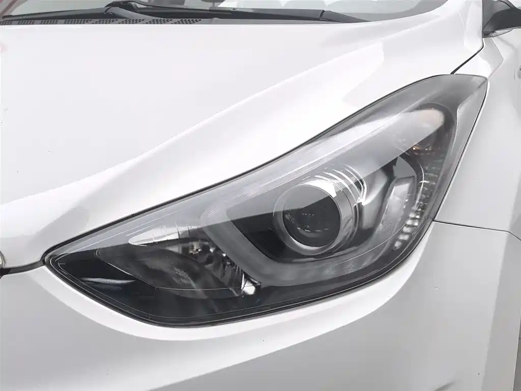 Hyundai Elantra Langdong 2017 — фото 7