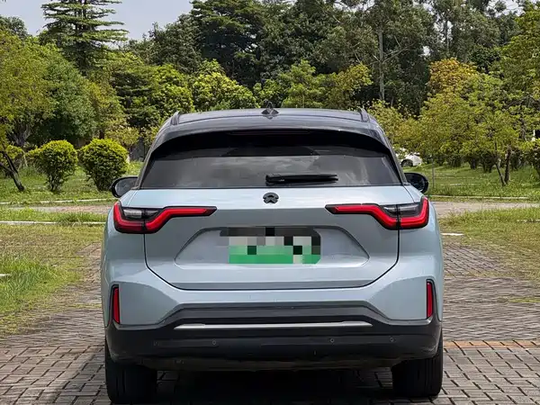 NIO ES6 2020