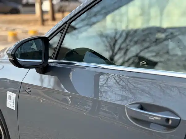 Volkswagen Golf 2025