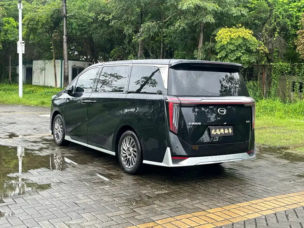 GAC Motor Trumpchi M8 2023 — фото 7