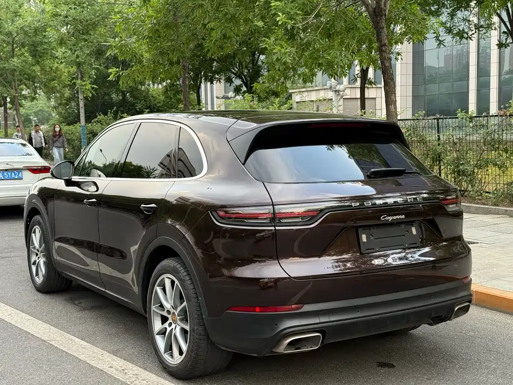 Porsche Cayenne 2020