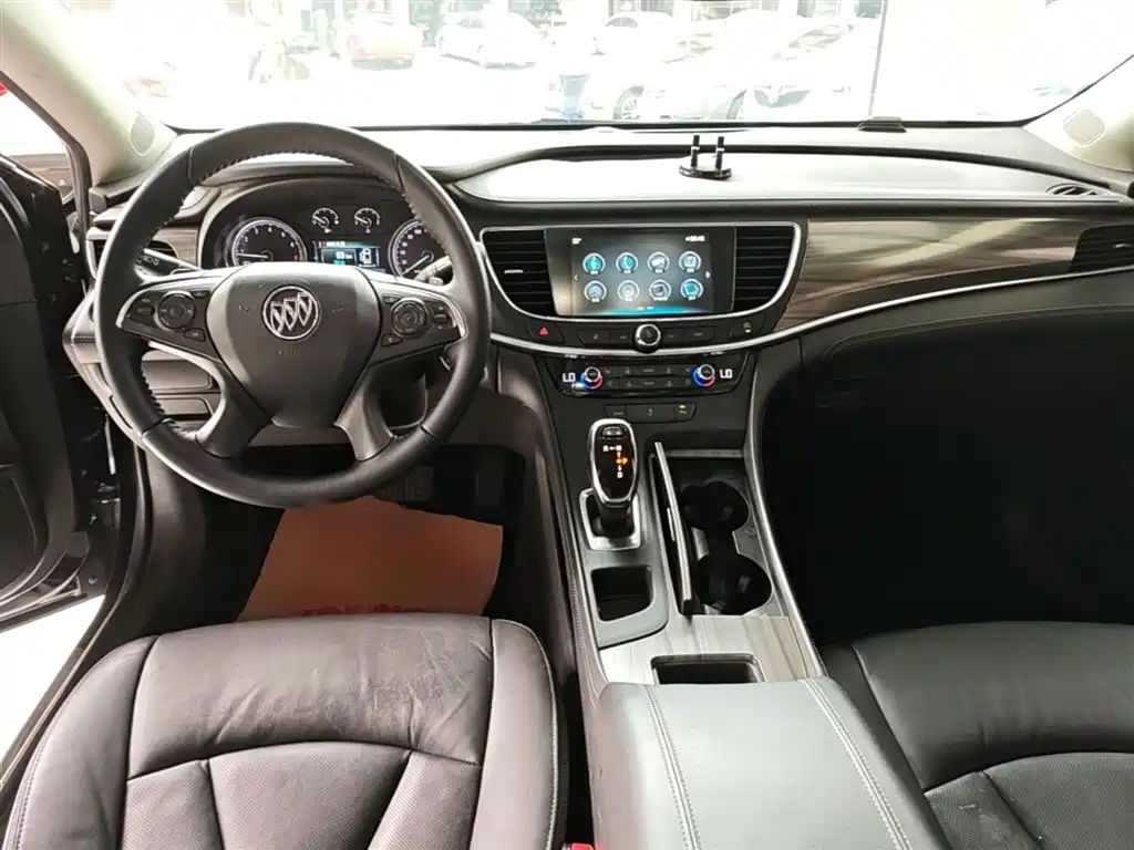 Buick LaCrosse 2019 — фото 10