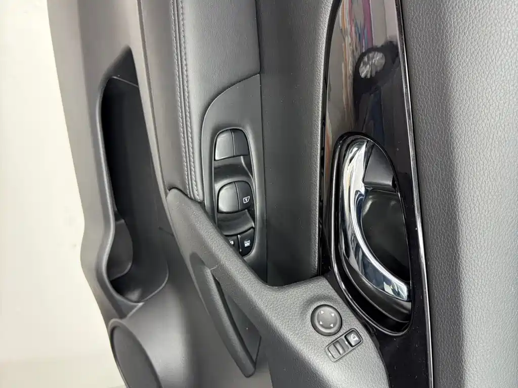 Nissan X-Trail 2023 — фото 14