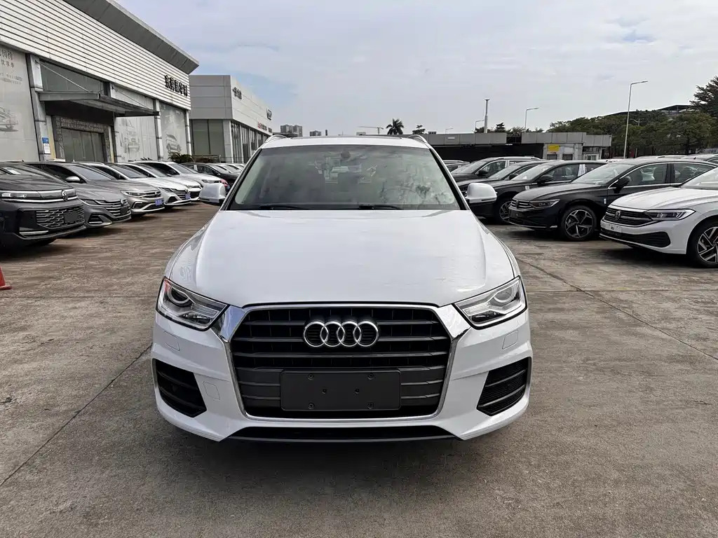 Audi Q3 2017 — фото 2