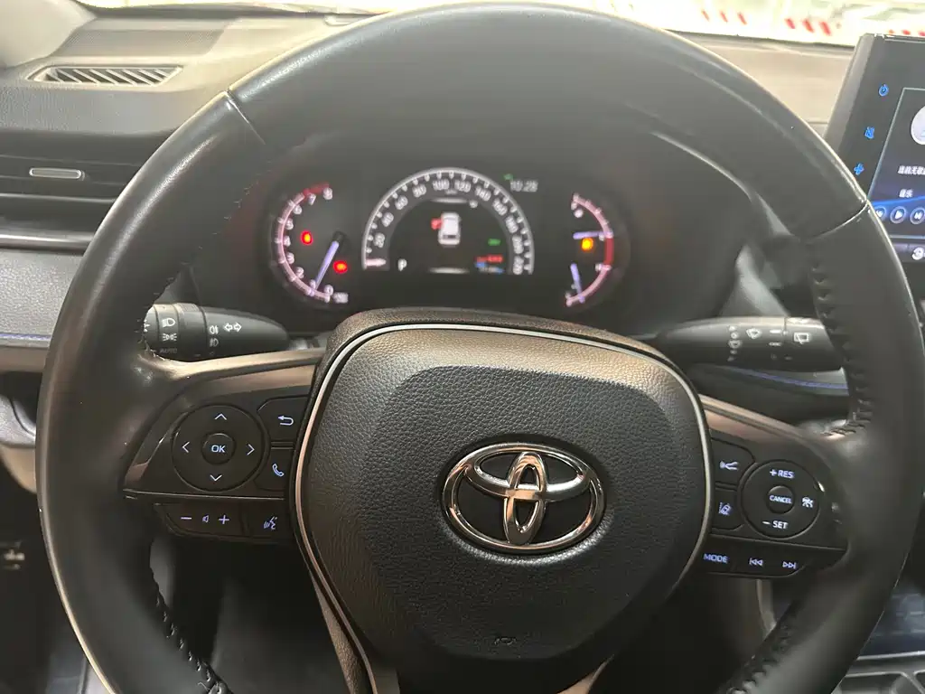 Toyota Wildlander 2022 — фото 11