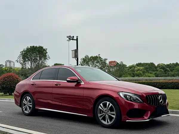 Mercedes-Benz C-Class 2018