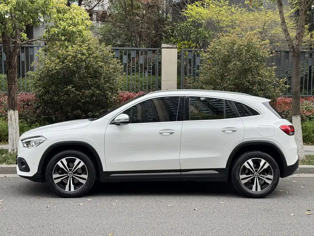 Mercedes-Benz GLA 2020 — фото 3