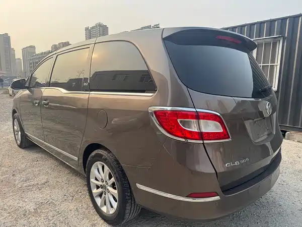 Buick GL8 2013