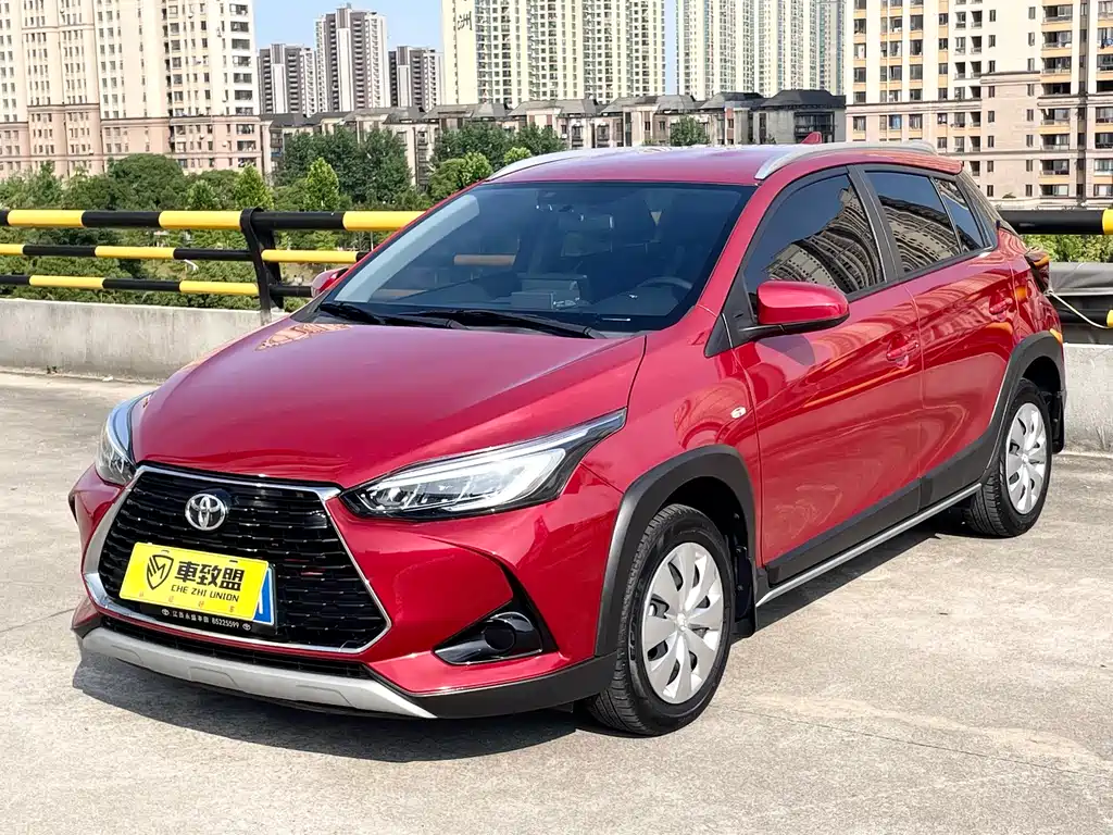 Toyota Yaris L 2022