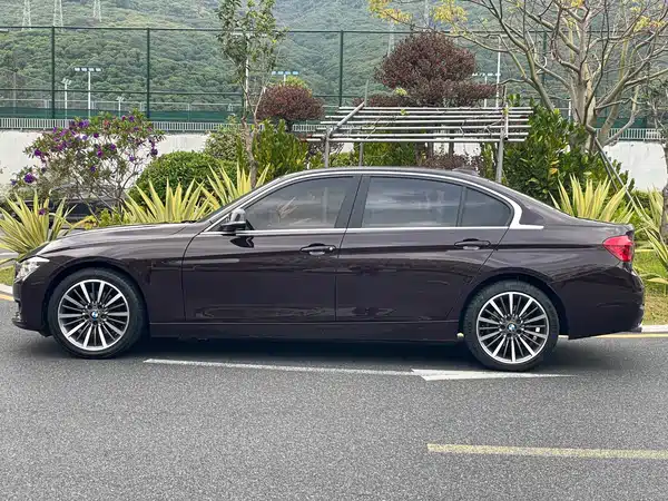 BMW 3 Series 2018