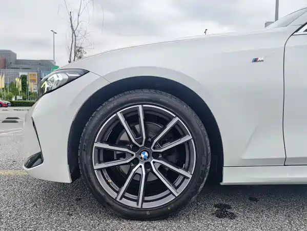 BMW 3 Series 2023