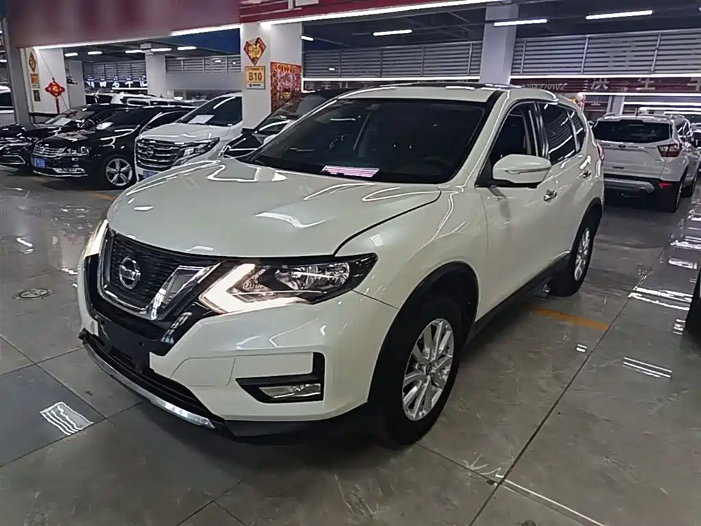 Nissan X-Trail 2018 — фото 2