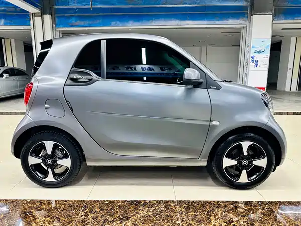 smart fortwo 2018
