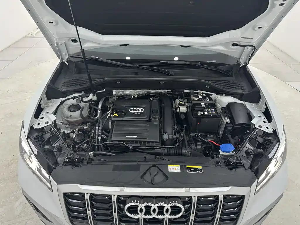 Audi Q2L 2023 — фото 17