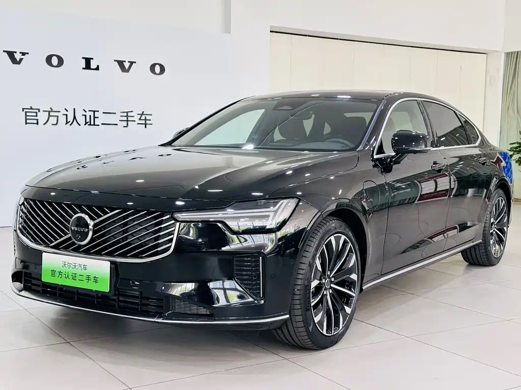 Volvo S90 PHEV — фото 1