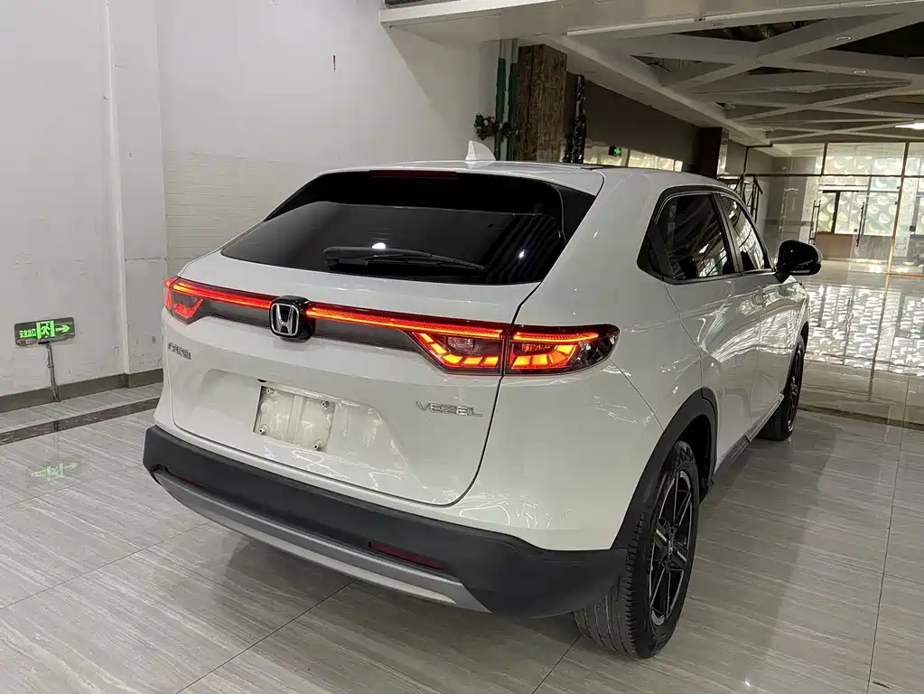 Honda Vezel 2023 — фото 4
