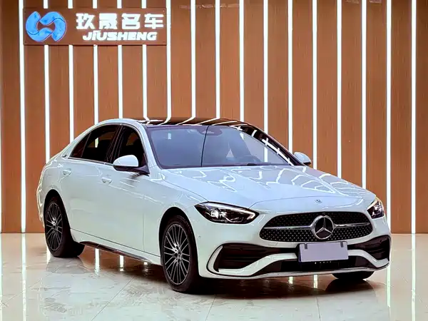 Mercedes-Benz C-Class 2025