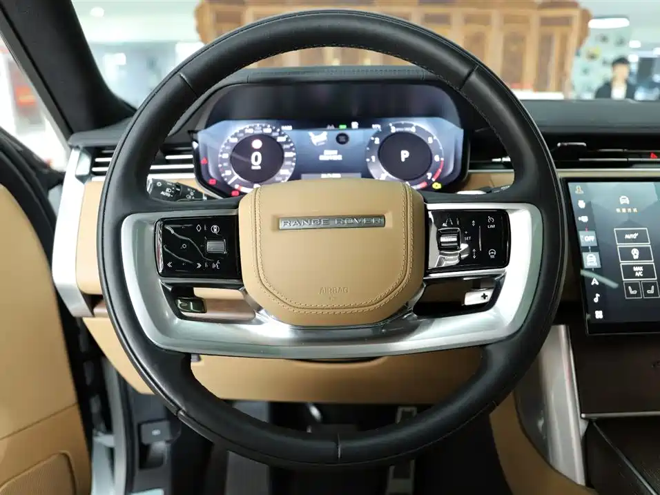 Land Rover Range Rover 2024 — фото 12