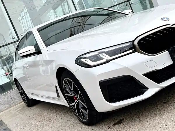 BMW 5 Series 2023