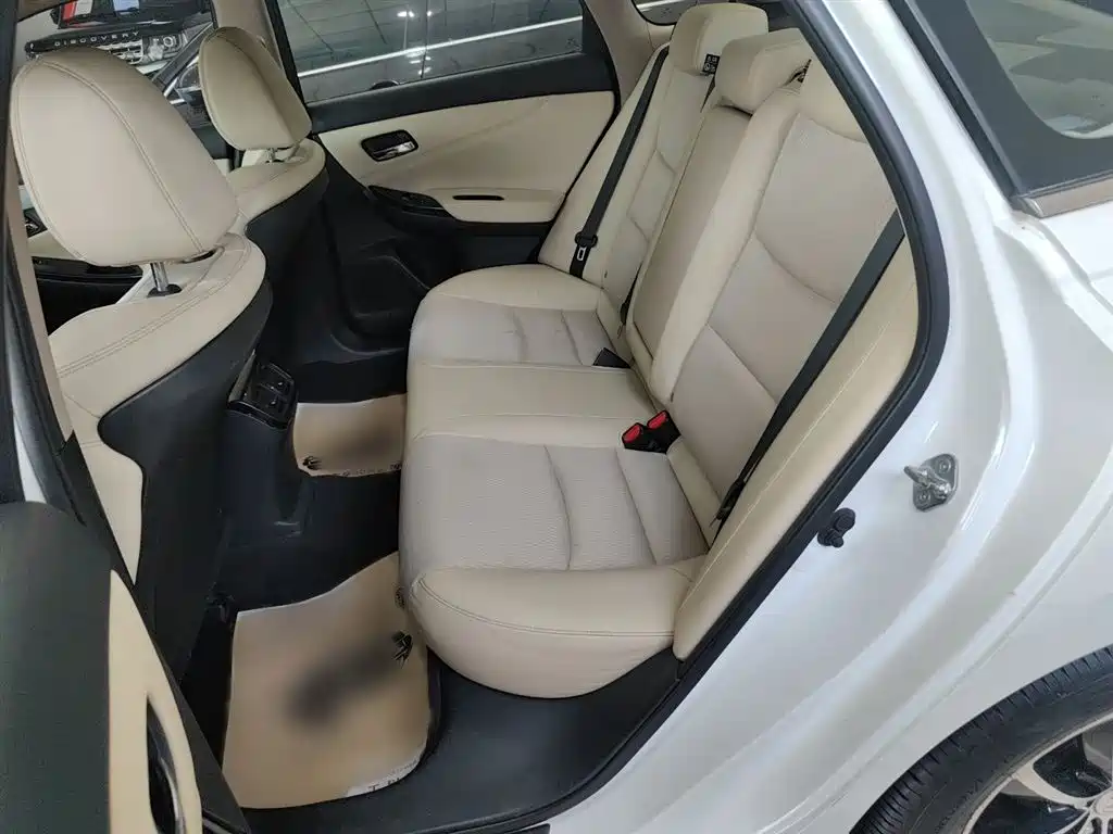 Honda Spirior 2016 — фото 20