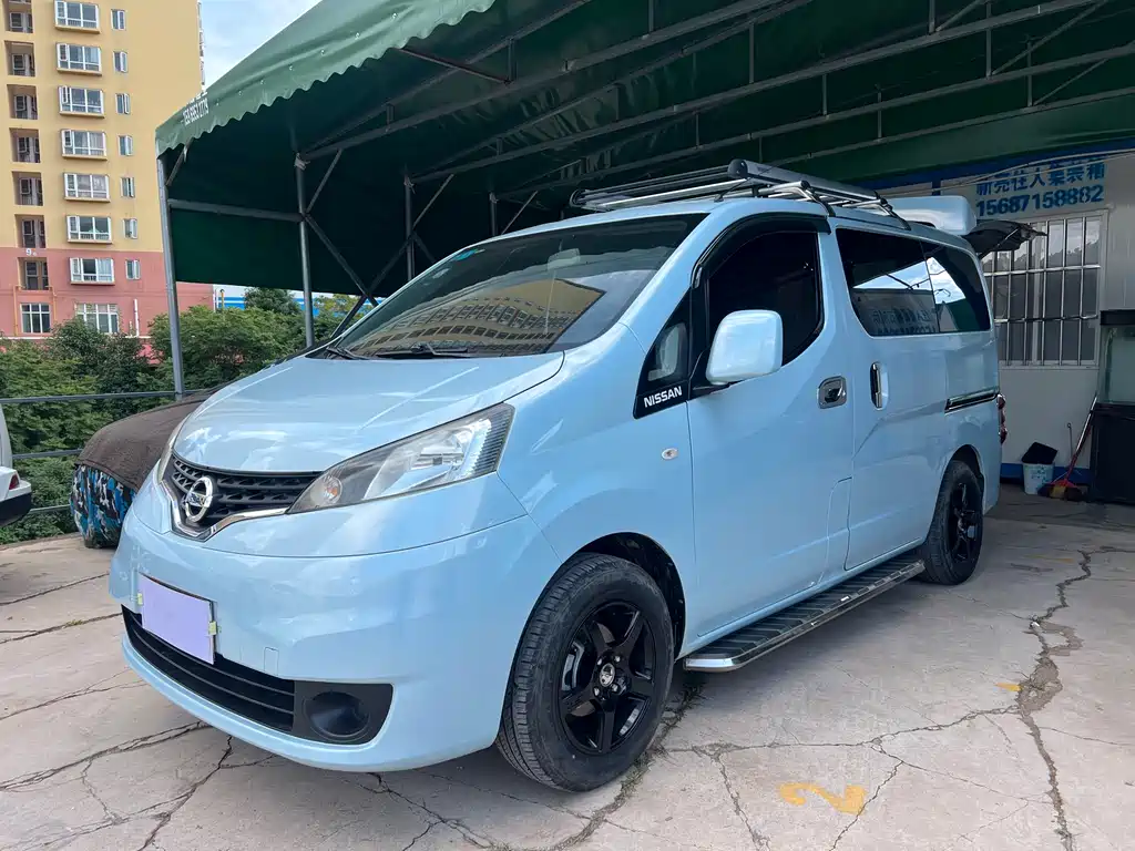 Nissan NV200 2013