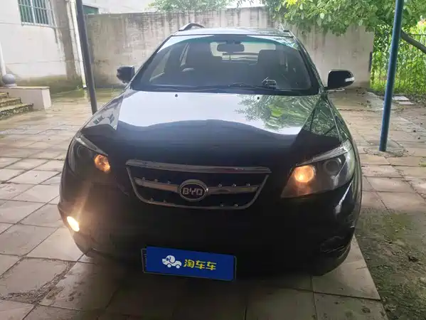 BYD S6 2014