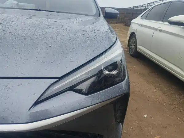 Roewe i5 2025