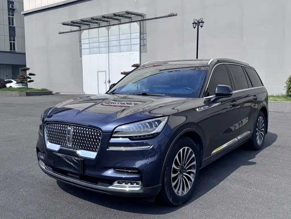 Lincoln Aviator 2021 — фото 1