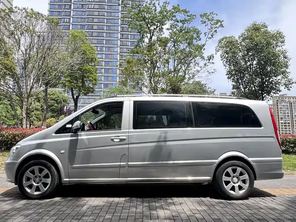 Mercedes-Benz Vito 2011