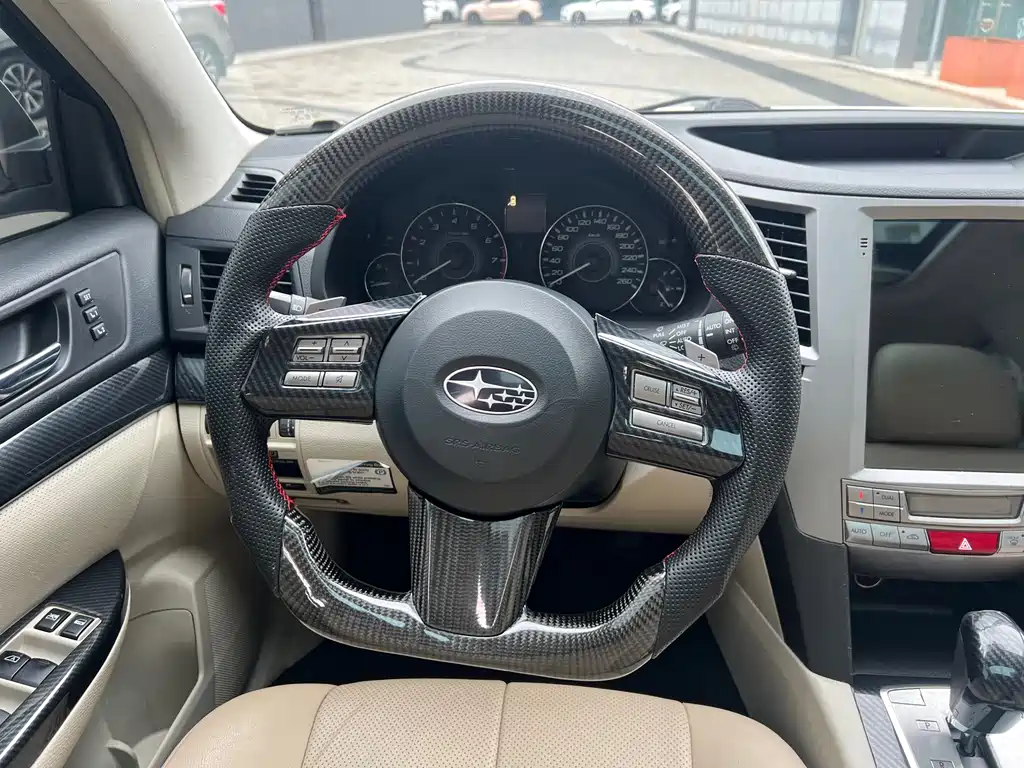 Subaru Outback 2010 — фото 13