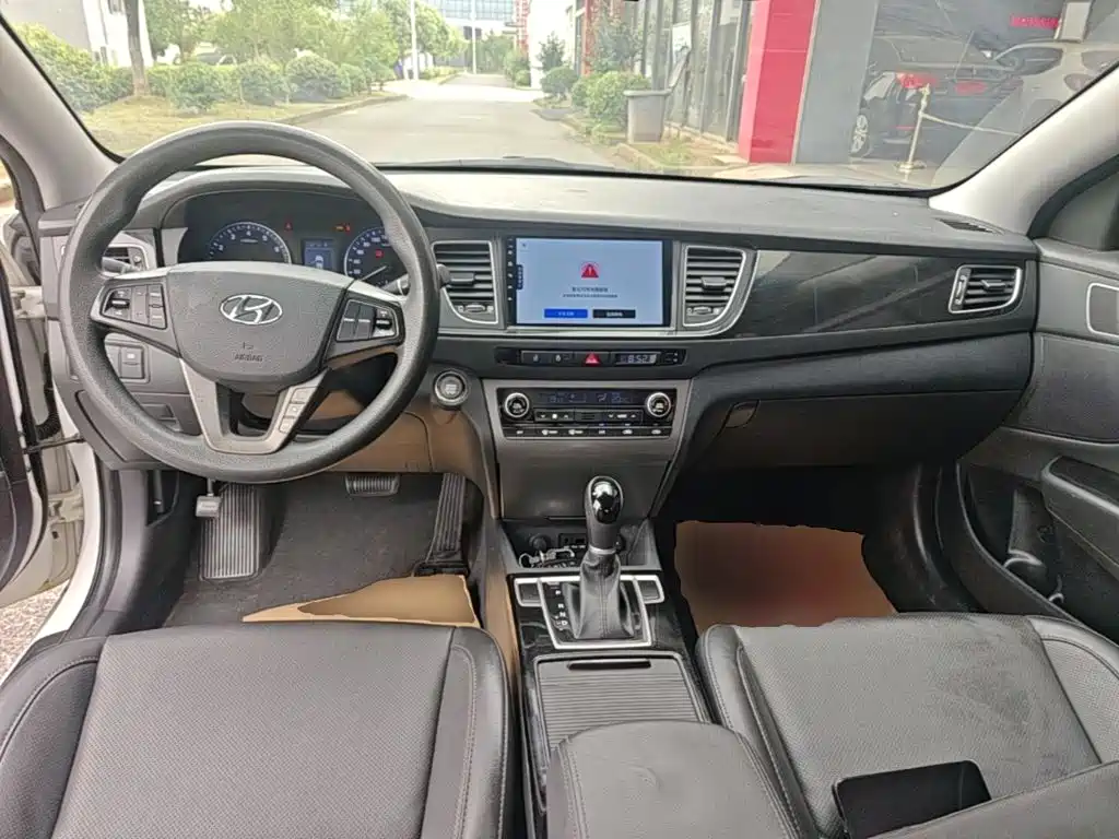 Hyundai Mistra 2016 — фото 10