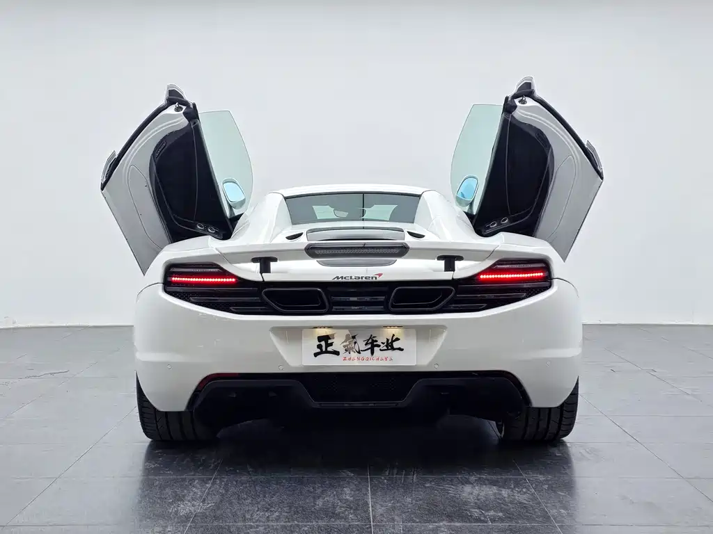 McLaren 12C 2015 — фото 11