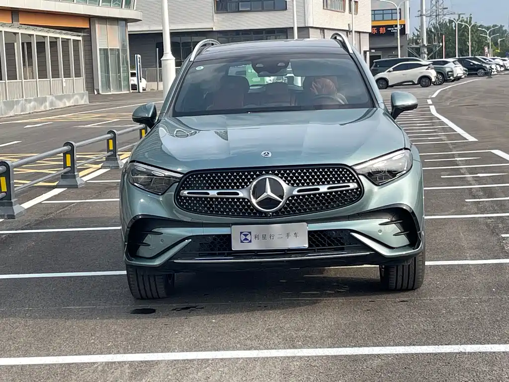 Mercedes-Benz GLC 2024